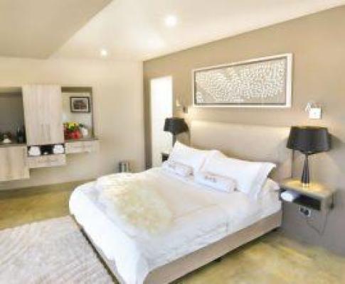 Room image 1
