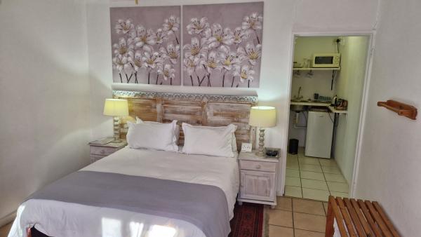 At The Nest Bed & Breakfast  - 214972