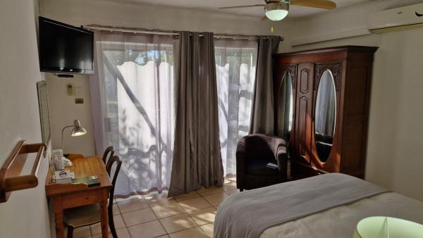 At The Nest Bed & Breakfast  - 214973