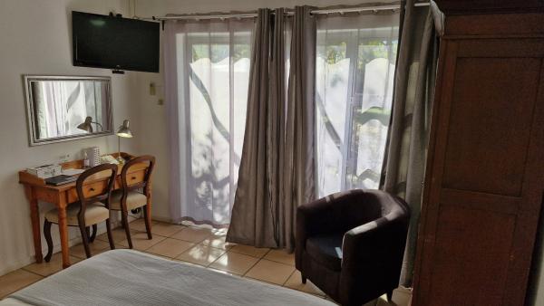 At The Nest Bed & Breakfast  - 214975