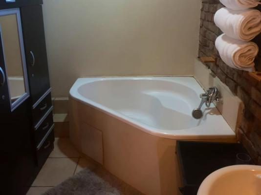 Angels Haven Guesthouse - 215067