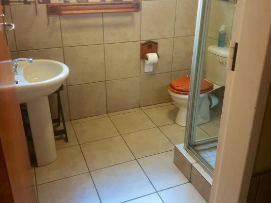 Angels Haven Guesthouse - 215071