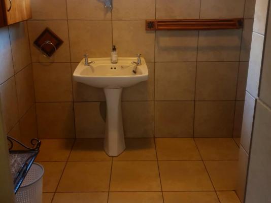 Room image 16