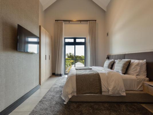 Room image 3