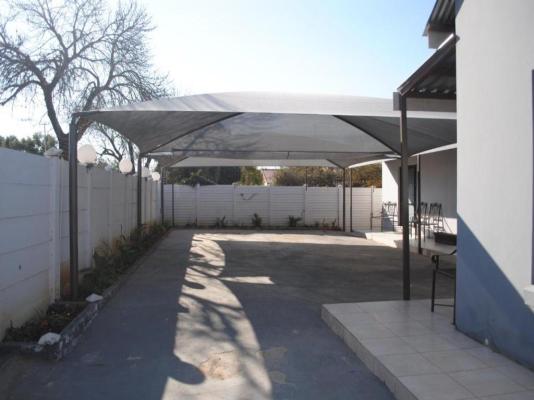 Ehrlich Park Lodge & Conference Facilities - 215292