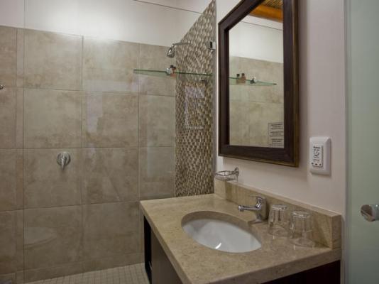 Oakhurst Hotel - 215373