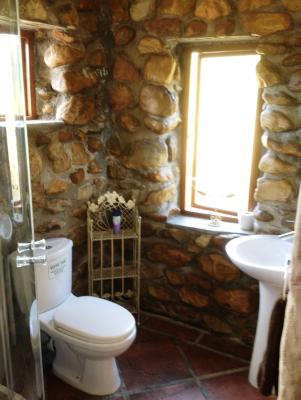 Oaksrest Vineyards Guest Farm - 215587