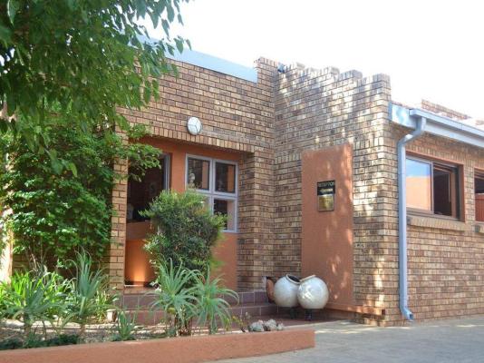 Boga Legaba Guest House & Conference Centre - 215815