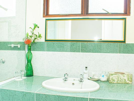Room image 6