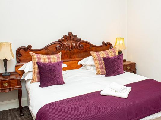 Room image 2
