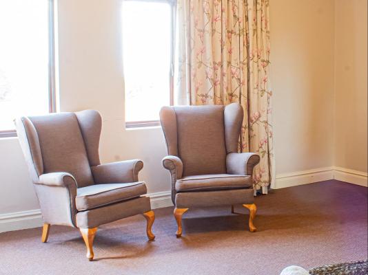 Room image 4