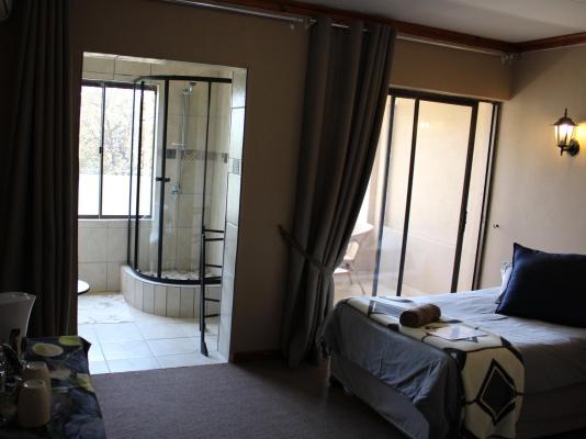 Wild Medlar Accommodation & Venue - 216019