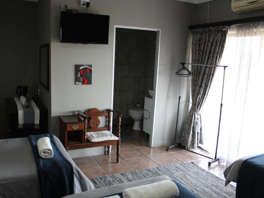 Wild Medlar Accommodation & Venue - 216026