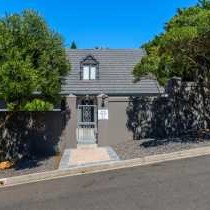 Hout Bay Gem - 216159