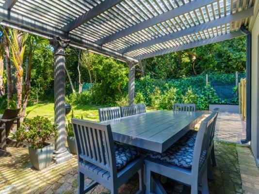 Hout Bay Gem - 216163