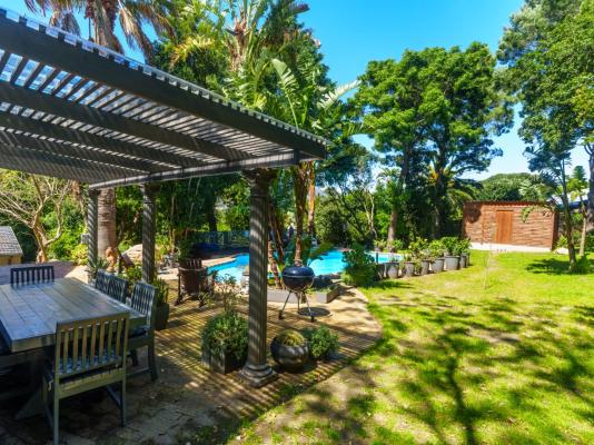 Hout Bay Gem - 216171