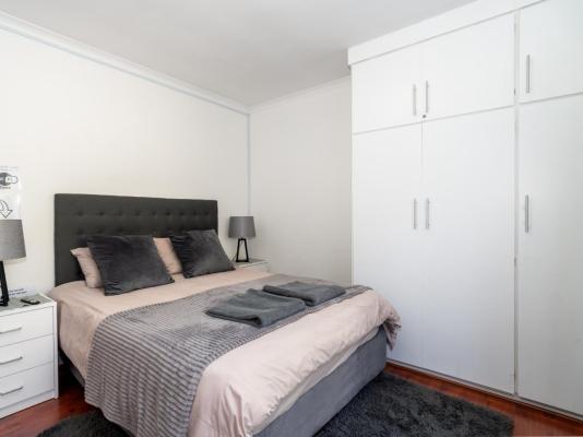 Hout Bay Gem - 216183
