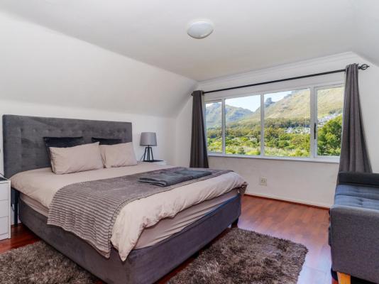 Hout Bay Gem - 216189