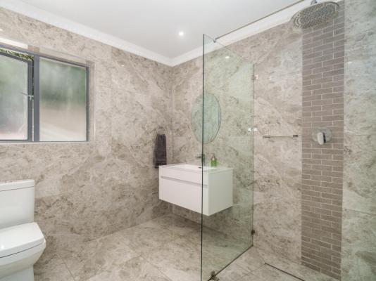 Hout Bay Gem - 216208