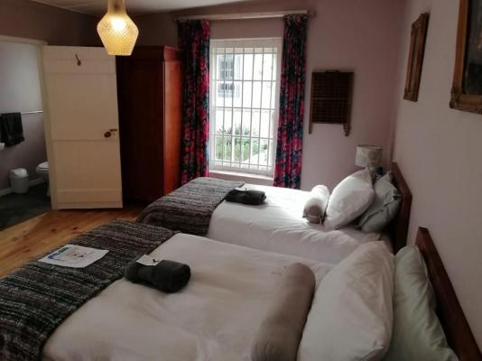 Greyton Toad Hall - 216265