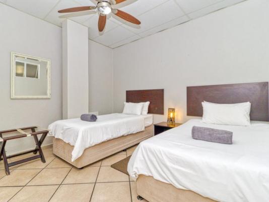 Room image 6