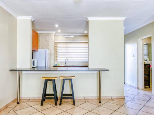 Room image 5