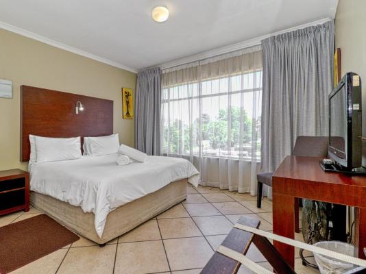 Room image 1