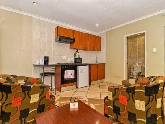 Room image 3