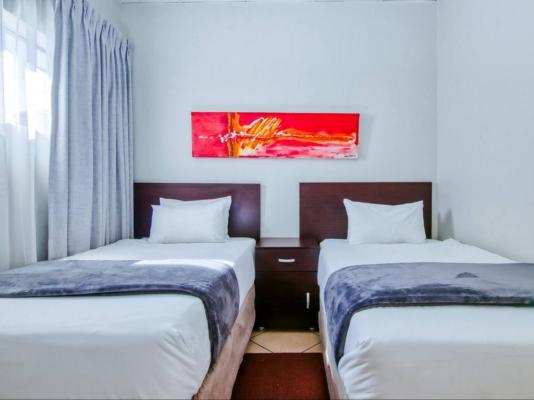 Room image 32
