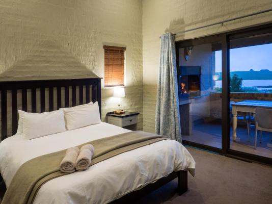 Room image 3