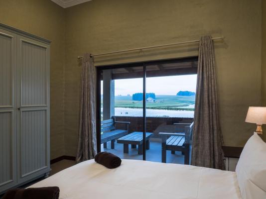 Room image 5