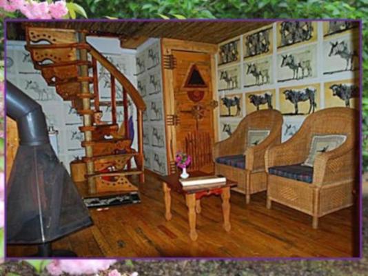 Sycamore Avenue Treehouses - 216929