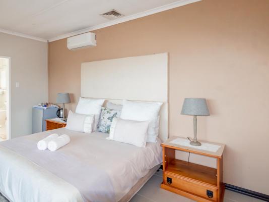 Room image 11