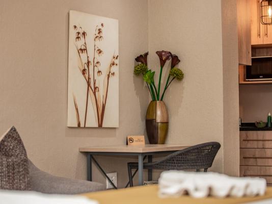 Bushbaby Valley Lodge - 217087