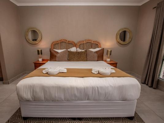 Bushbaby Valley Lodge - 217095