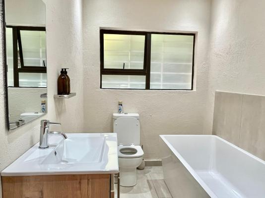 Bushbaby Valley Lodge - 217104
