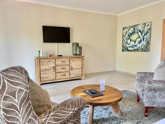 Bushbaby Valley Lodge - 217110