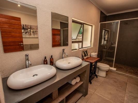 Bushbaby Valley Lodge - 217117