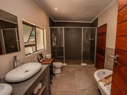 Bushbaby Valley Lodge - 217124