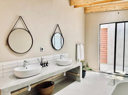 Bushbaby Valley Lodge - 217145