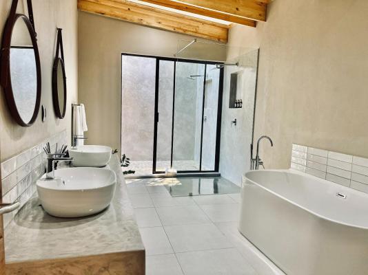 Bushbaby Valley Lodge - 217151