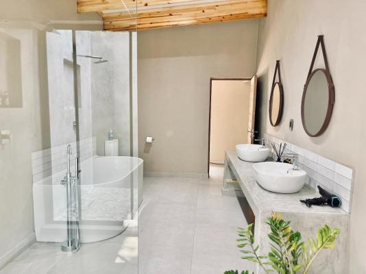 Bushbaby Valley Lodge - 217154