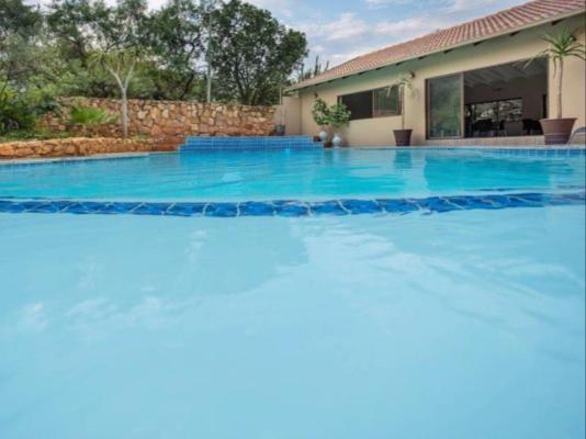 Three Oaks and an Aloe Boutique Hotel - 217339