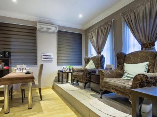 Three Oaks and an Aloe Boutique Hotel - 217344