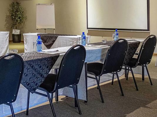 Three Oaks and an Aloe Boutique Hotel - 217345