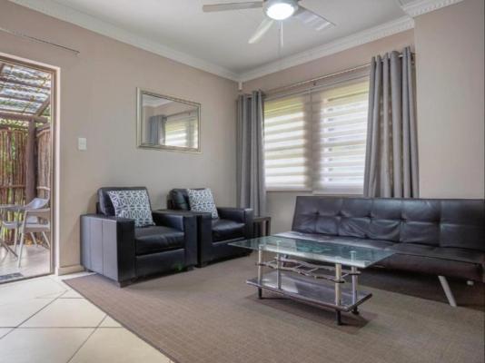 Three Oaks and an Aloe Boutique Hotel - 217363