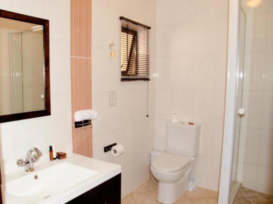 Three Oaks and an Aloe Boutique Hotel - 217368