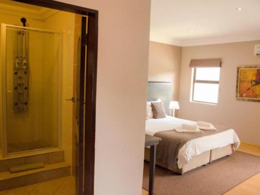 Three Oaks and an Aloe Boutique Hotel - 217371