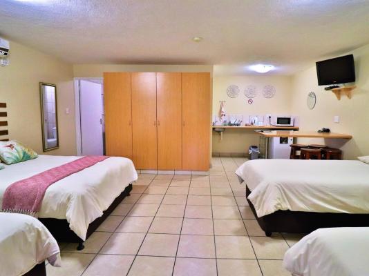 Room image 5