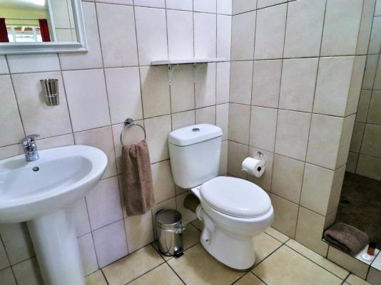 Room image 7